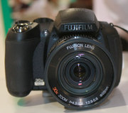 Срочно продам фотоаппарат Fujifilm FinePix HS10
