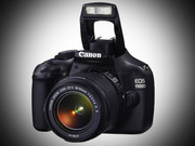 Зеркальная фотокамера Canon